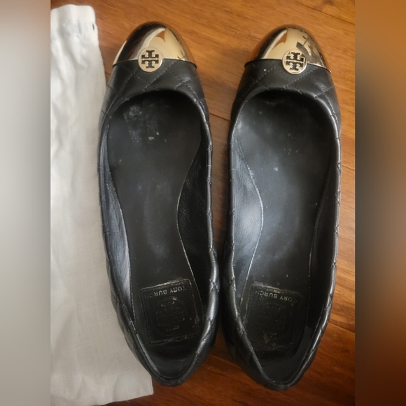 EUC Tory Burch Cap Toe Flats - Picture 6 of 6